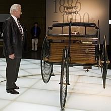 Buzz Aldrin im Mercedes-Benz-Museum. Foto: Auto-Reporter/Daimler